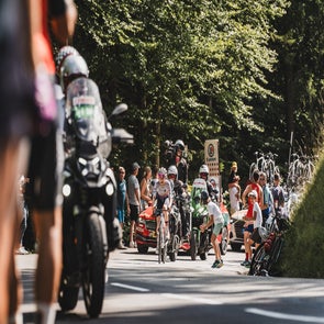 20250801-merlijnarinaphotography-tourdefemmes-3-standard.jpg
