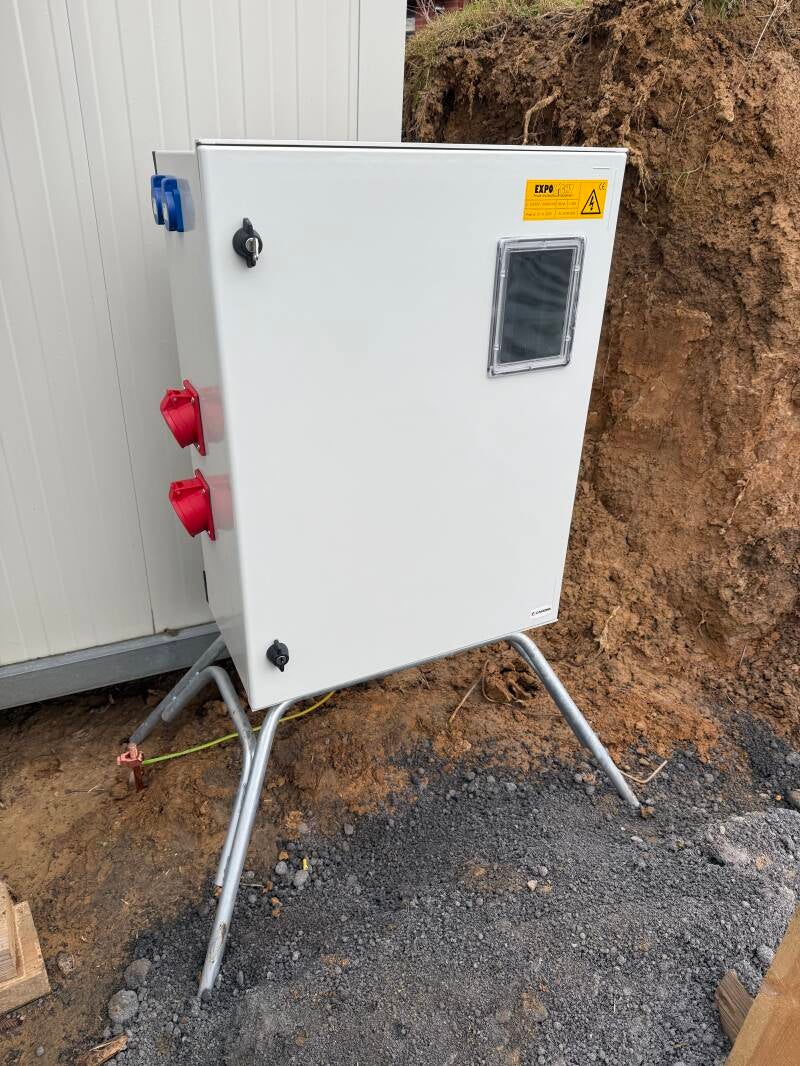 Pose armoire de chantier - Ecaussine