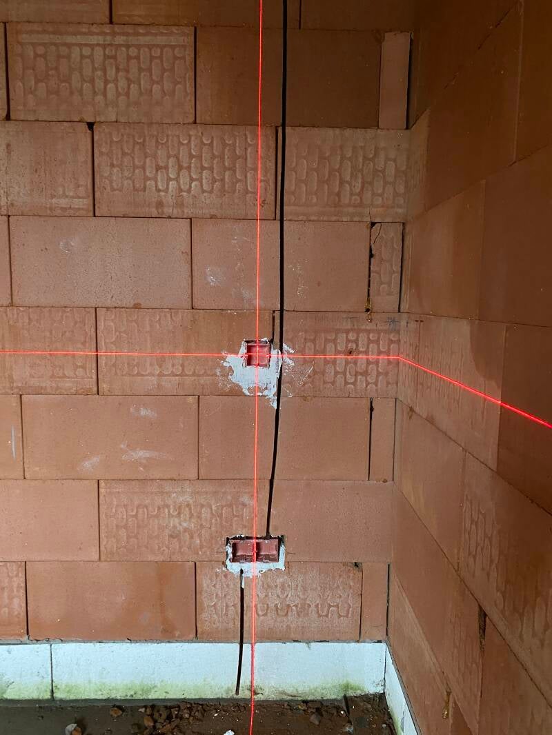 Pose de blochets avec précision - Stambruges