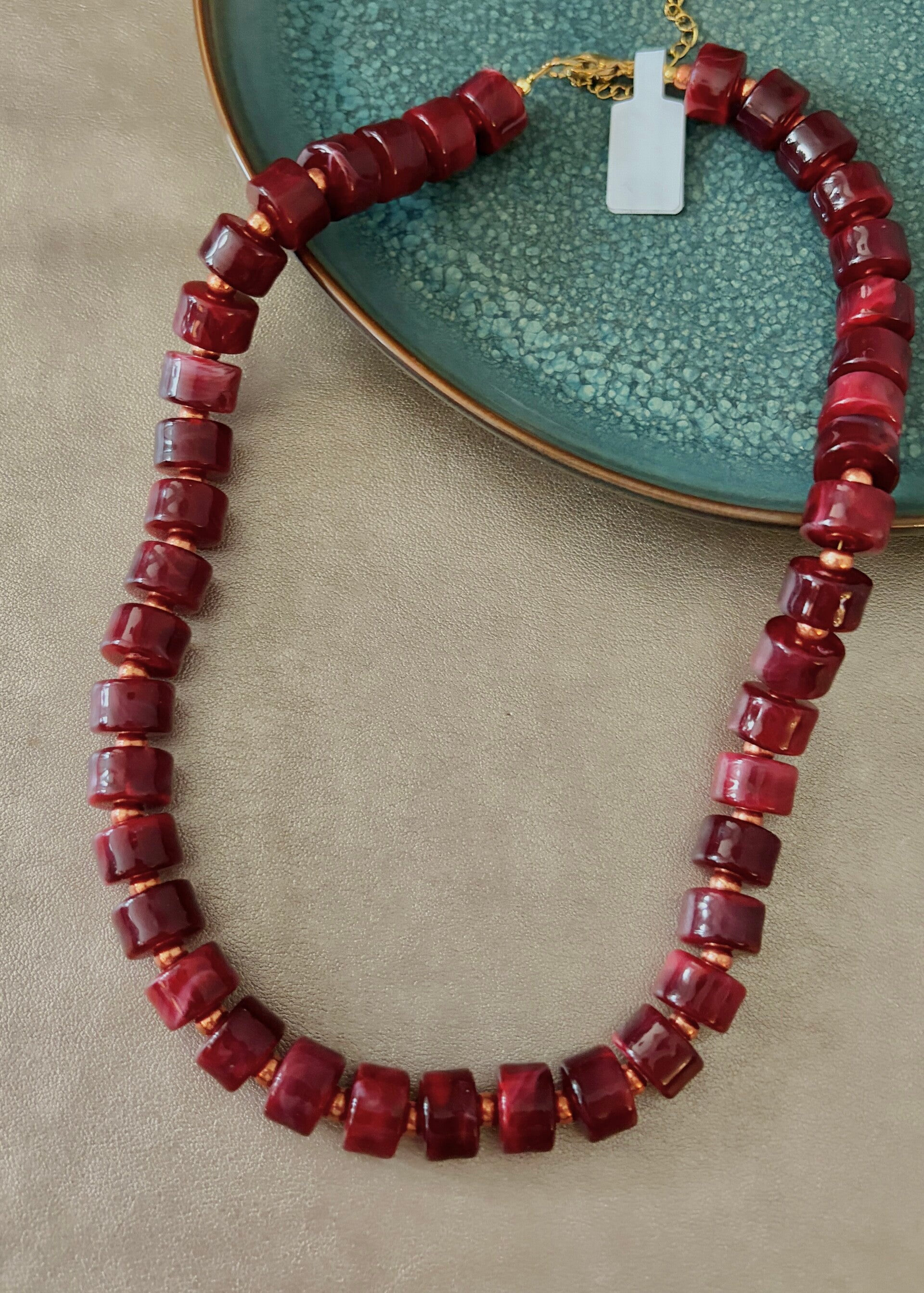 Autumn Glow - ketting Falling for you - bordeaux rood