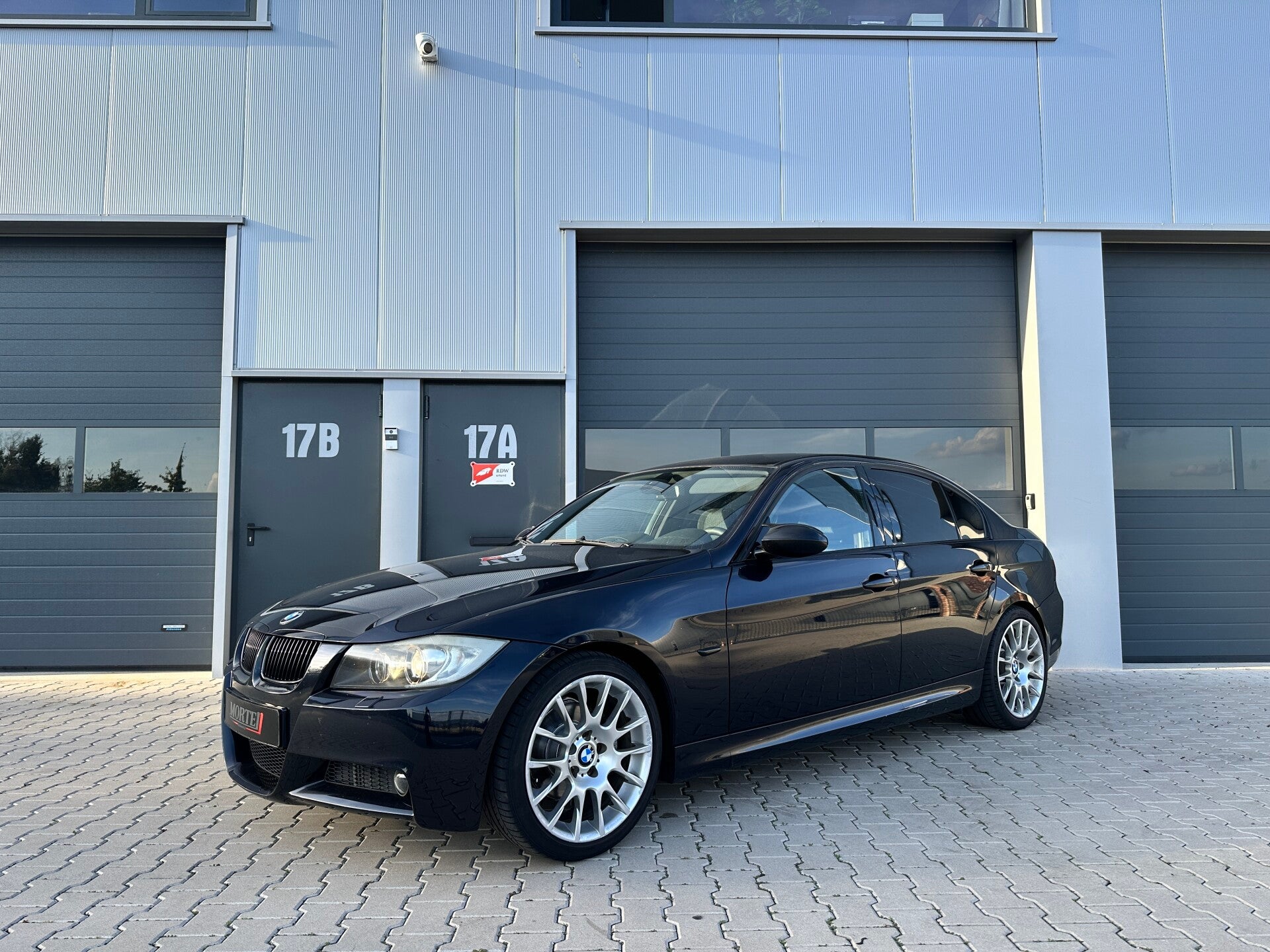 BMW 320SI