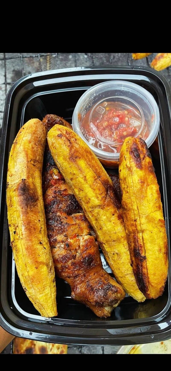 Roasted plantain/sauce