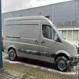 volkswagen-crafter-detailing-standard.webp