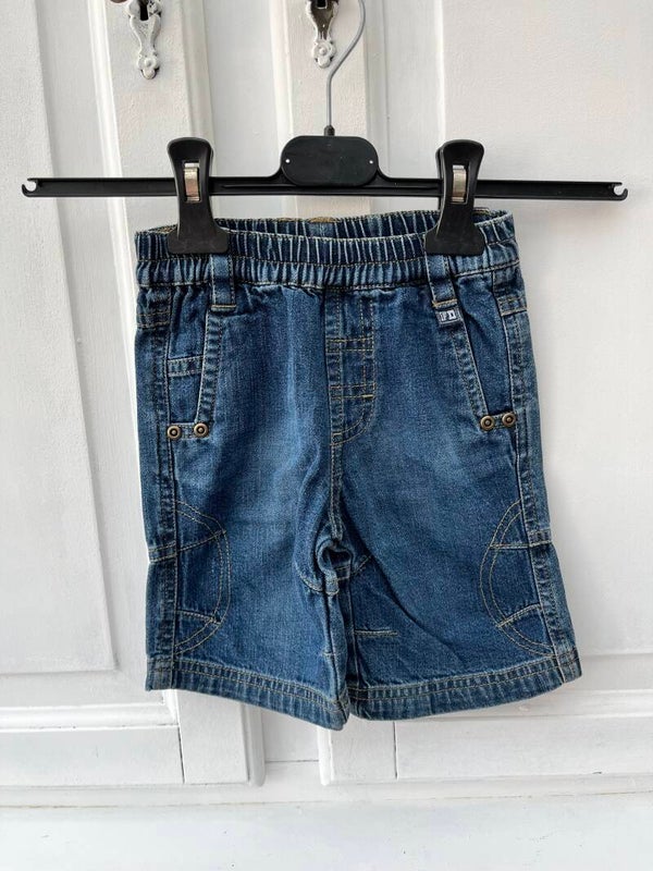 Korte broek Feetje Maat 74