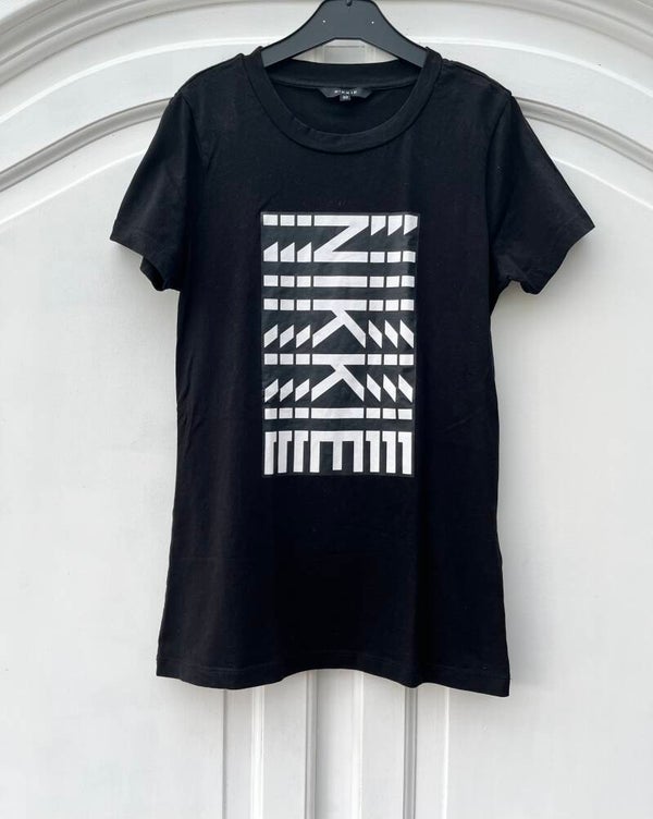 T-Shirt NIKKIE maat 32