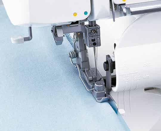 Blindzoomvoet overlock