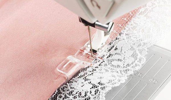 Naai- en vouwvoet (413 24 88 45)