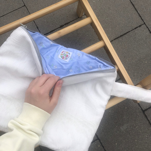 Tille pouch sleeve