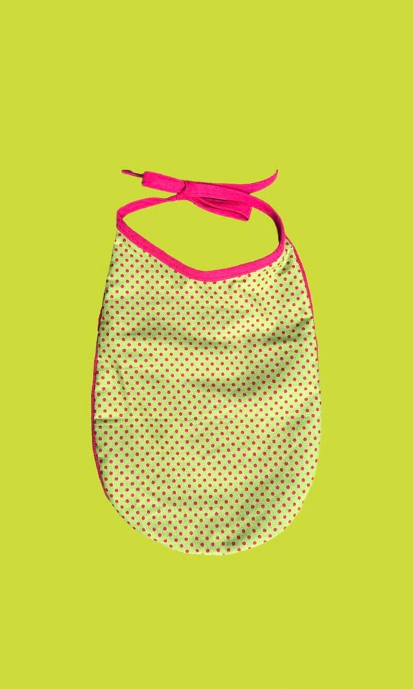 Baby bib 🍎