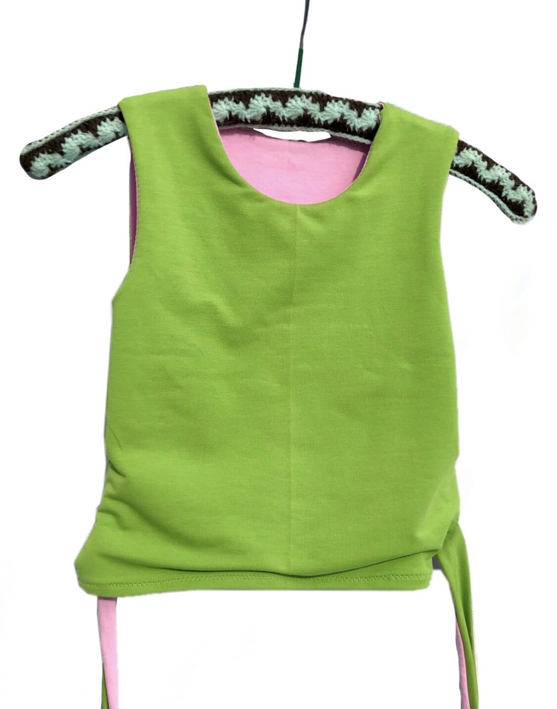 Baby pink/green top
