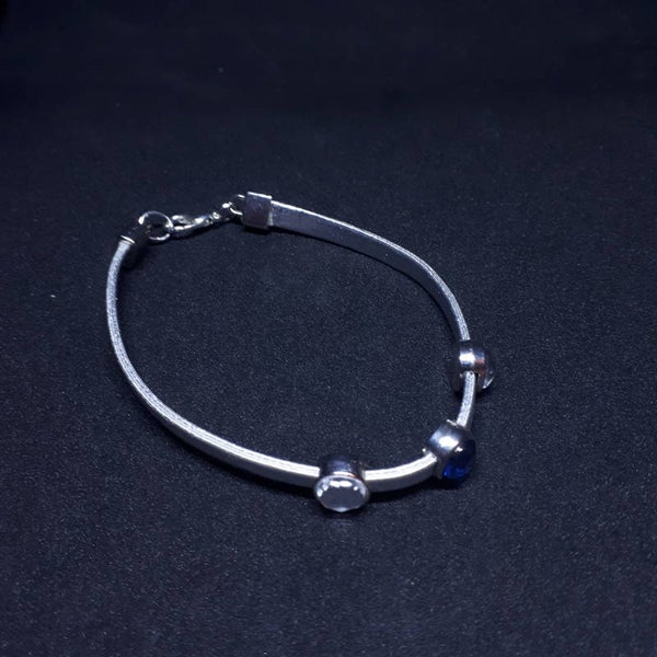 1053 - silver party