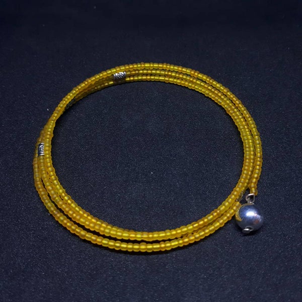 1062 - yellow ball