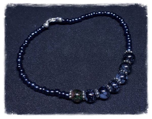 1040 - black nature