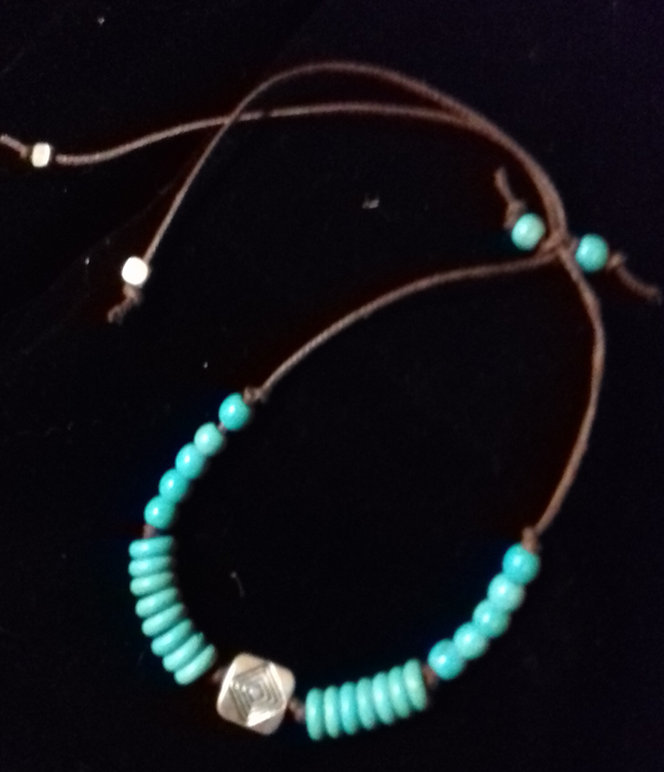 9028 armband