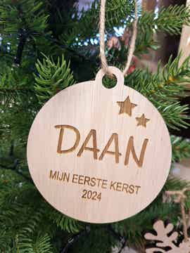 Mijn EERSTE kerstbal
