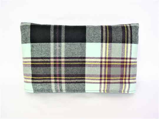 GREY BLACK TARTAN TEA COSY MEDIUM