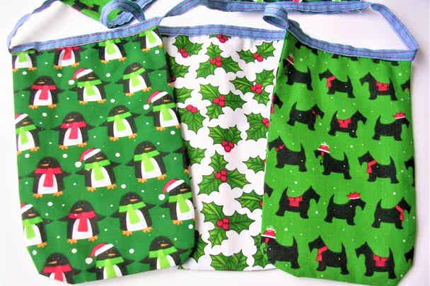 GREEN CHRISTMAS THEME BUNTING