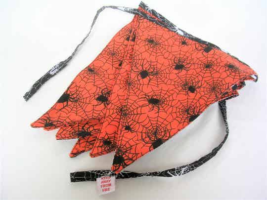 SPIDERS & WEBS THEMED BUNTING FLAGS - B