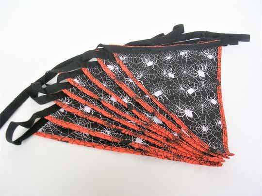 HALLOWEEN SPIDERS THEME BUNTING - A