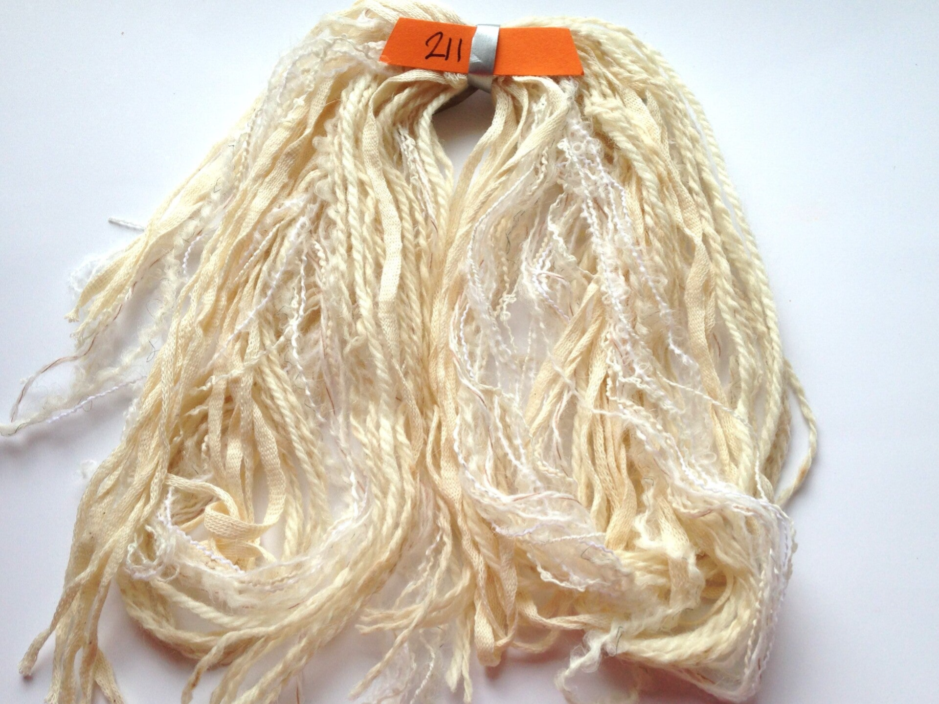 CREAM IVORY MIX 208 210 & 211