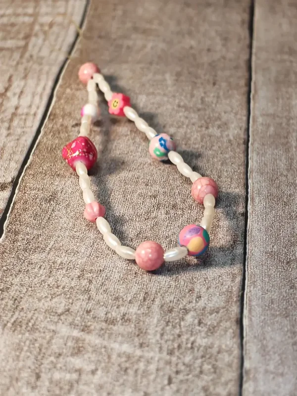 6.Bijoux téléphone