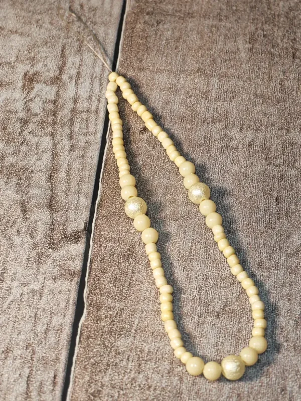 9.Bijoux téléphone