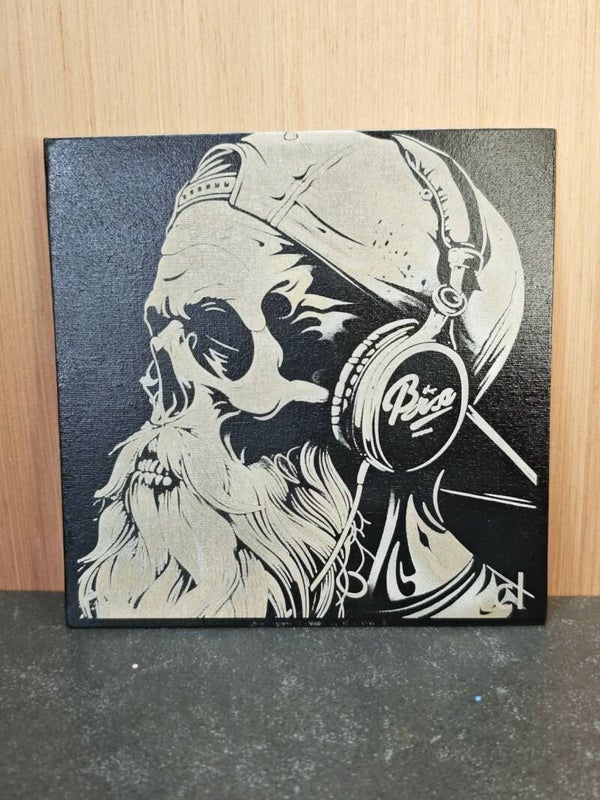 ​🎨 Une Œuvre Unique, Gravée dans le Détail