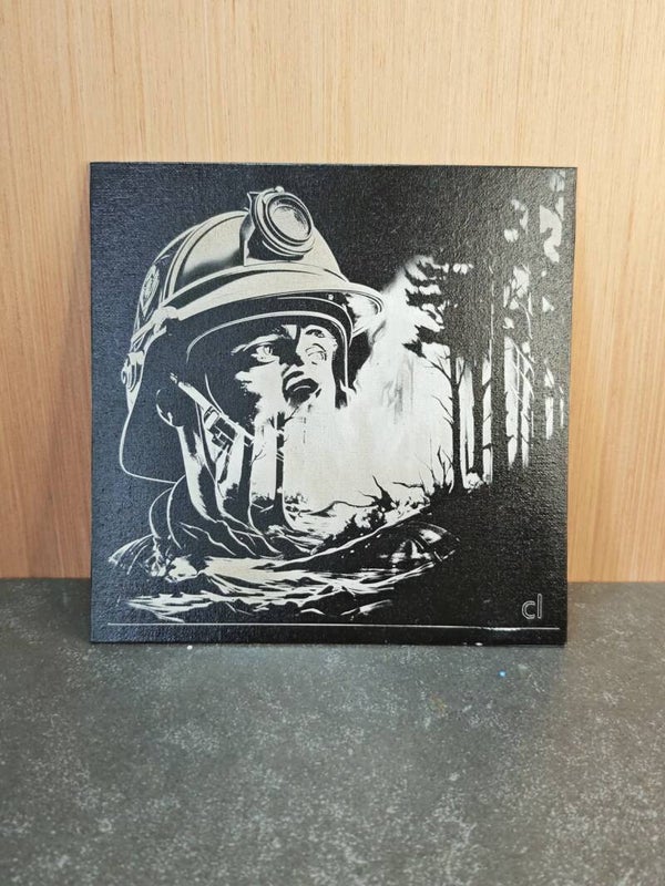 ​🎨 Une Œuvre Unique, Gravée dans le Détail