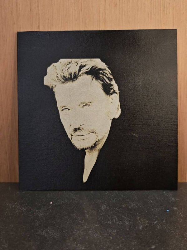 ​🎨 Une Œuvre Unique, Gravée dans le Détail