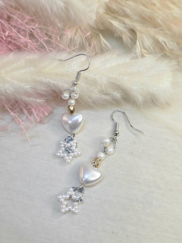 ​Boucles d'Oreilles "Éclat Romantique" – Perles et Cœurs Nacrés