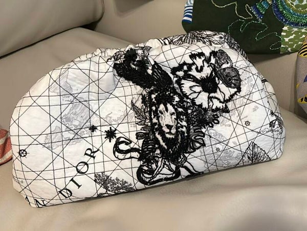 Dior Lion
