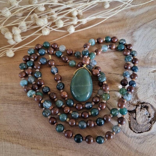 Mosagaat + Sandelwood Mala