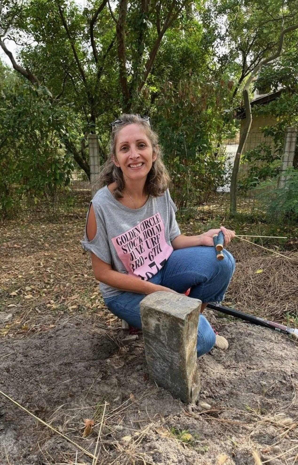 Sabine Panevel Géobiologie pierre levée