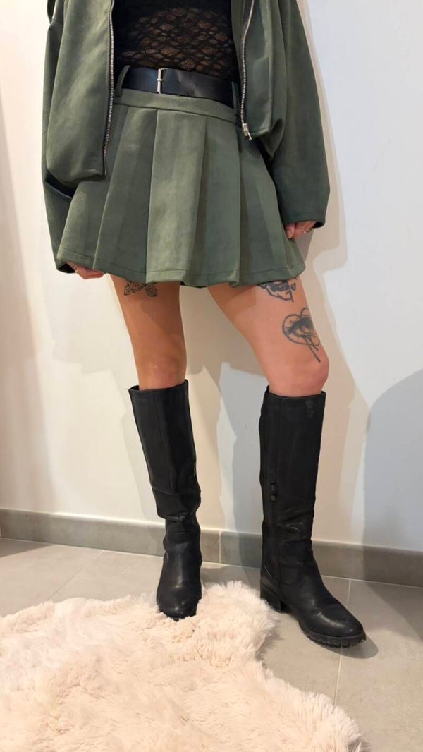 Jupe short plissée kaki