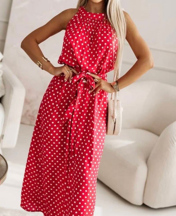 Robe longue a pois ceinturée rouge