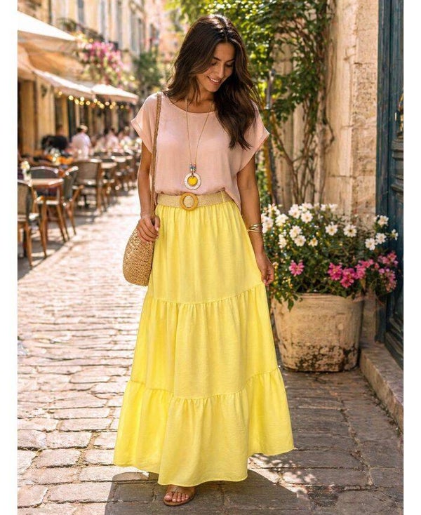 Jupe longue  jaune avec ceinture