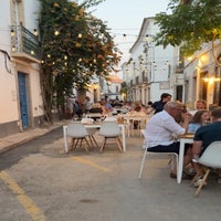 cool-dining-standard-j80ozr.jpg