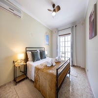 other-view-of-full-bedroom-standard.jpg
