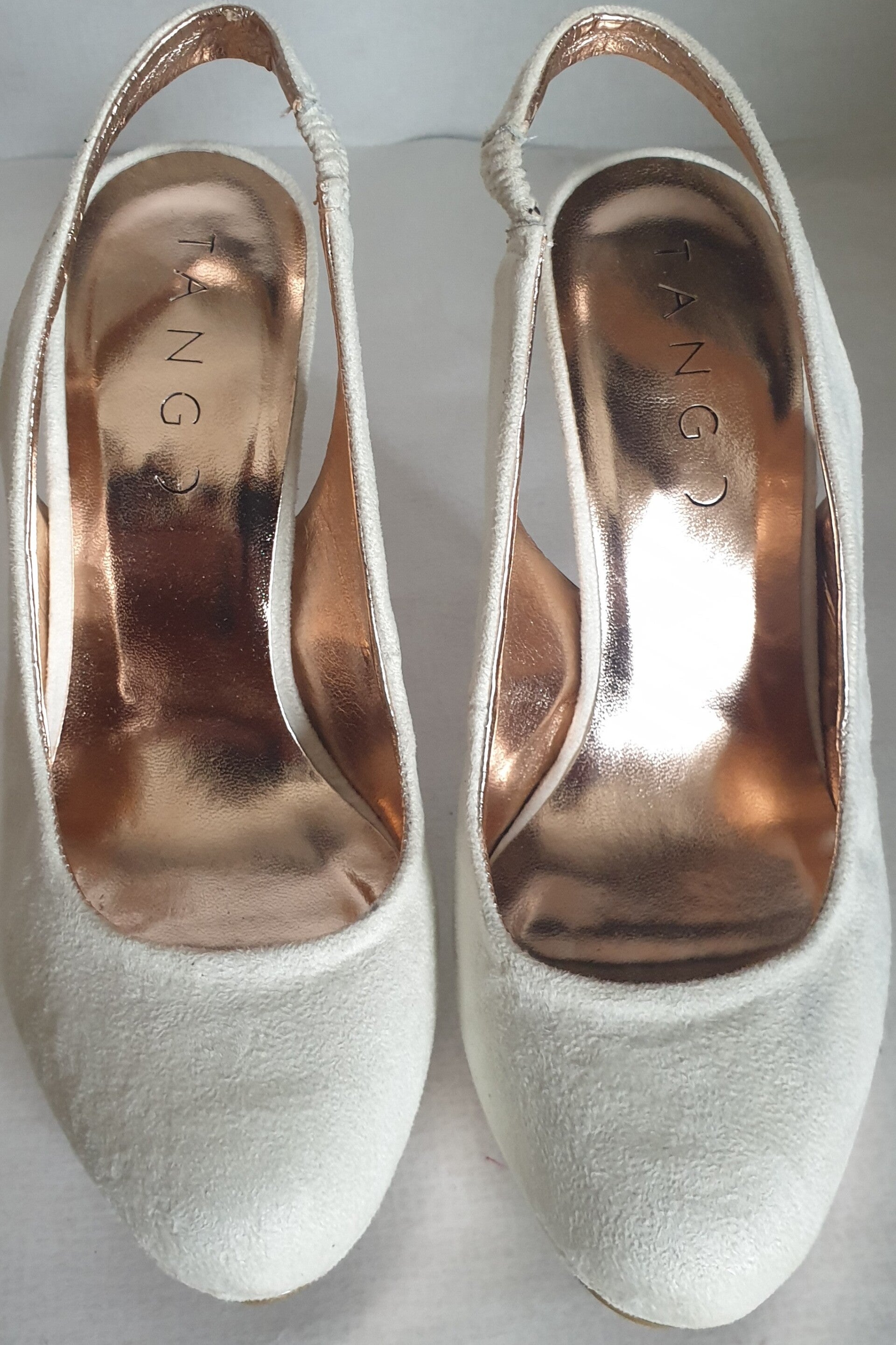Tango suede pumps wit