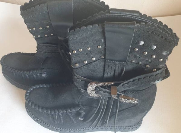 Suede zwarte enkellaarsjes "super made" maat 37