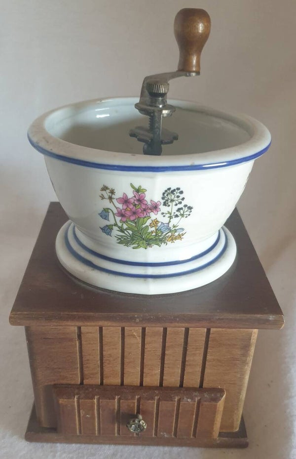 semi antieke koffiemolen