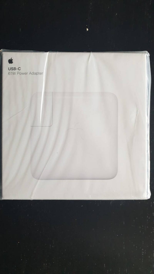 Apple USB-c power adapter 61w