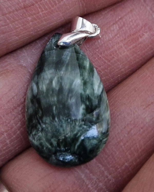 Seraphinite
