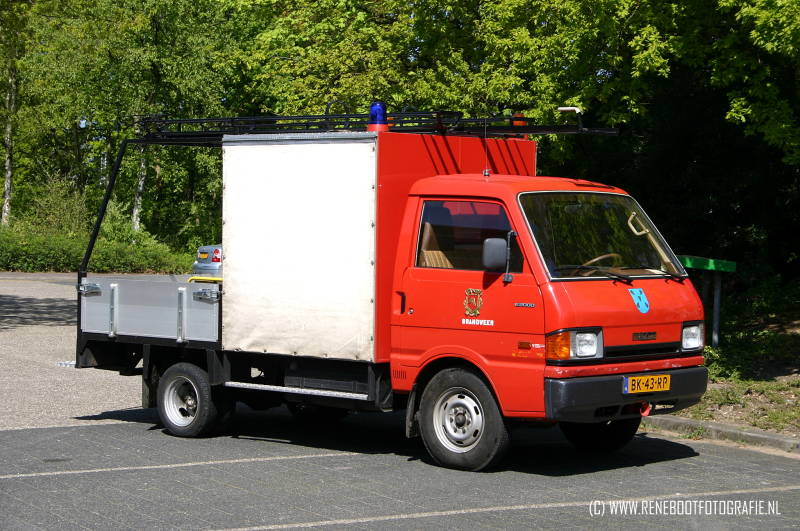 14-1203-683-BUSSUM-MAZDA-E2000-PM3-MSD-1985-2000-KOPIE.jpg