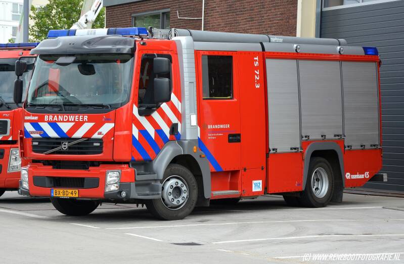 17-4431-TS-72-3-HERKINGEN-VOLVO-FL240-KENBRI-ROSSENBAUER-2009-KOPIE.jpg