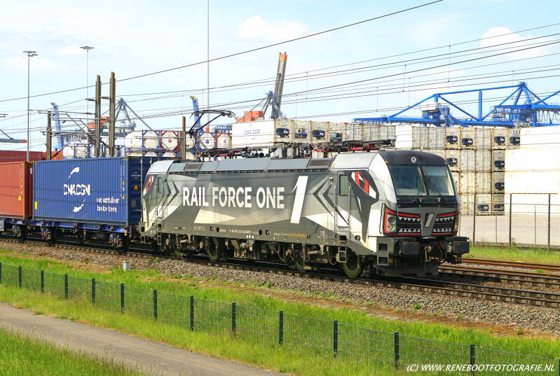 193-623-rail-force-one-vectron-vondelingenweg-05-2023-kopiejpg.jpg