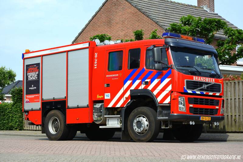 20-7631-BAARLE-NASSAU-VOLVO-FM9-4X4-ZIEGLER-2009-KOPIE.jpg