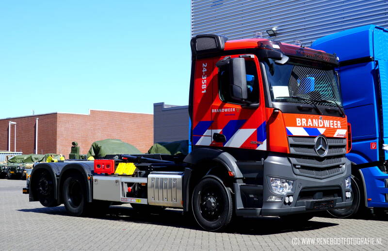 3581-MERCEDES-BENZ-ACTROS-MULTILIFT-04-2020-KOPIE.jpg
