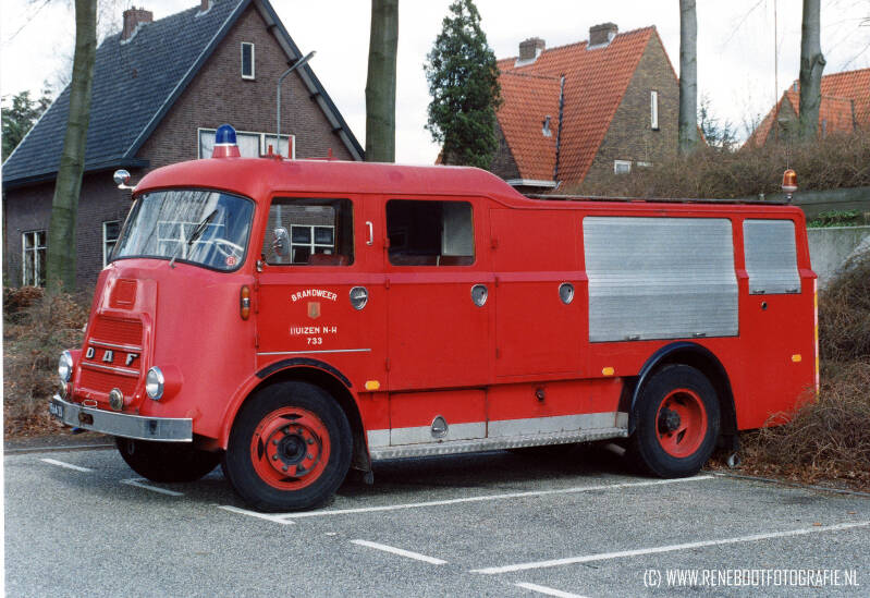 4-52-733-HUIZEN-DAF-A1300-BA360-GEESINK-ROSENBAUER-1963-1988-KOPIE.jpg