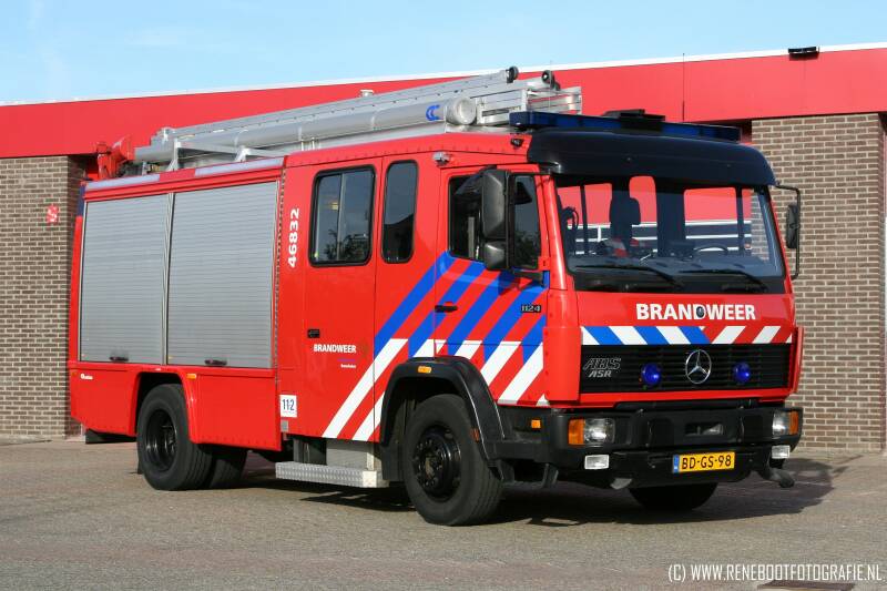 46-832-BUNSCHOTEN-MERCEDES-BENZ-ECOLINER-ROSENBAUER-1995-2012-KOPIE.jpg